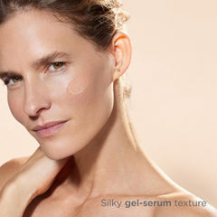 Isdin Melaclear Advanced application-mains-visage facilite l'utilisation quotidienne