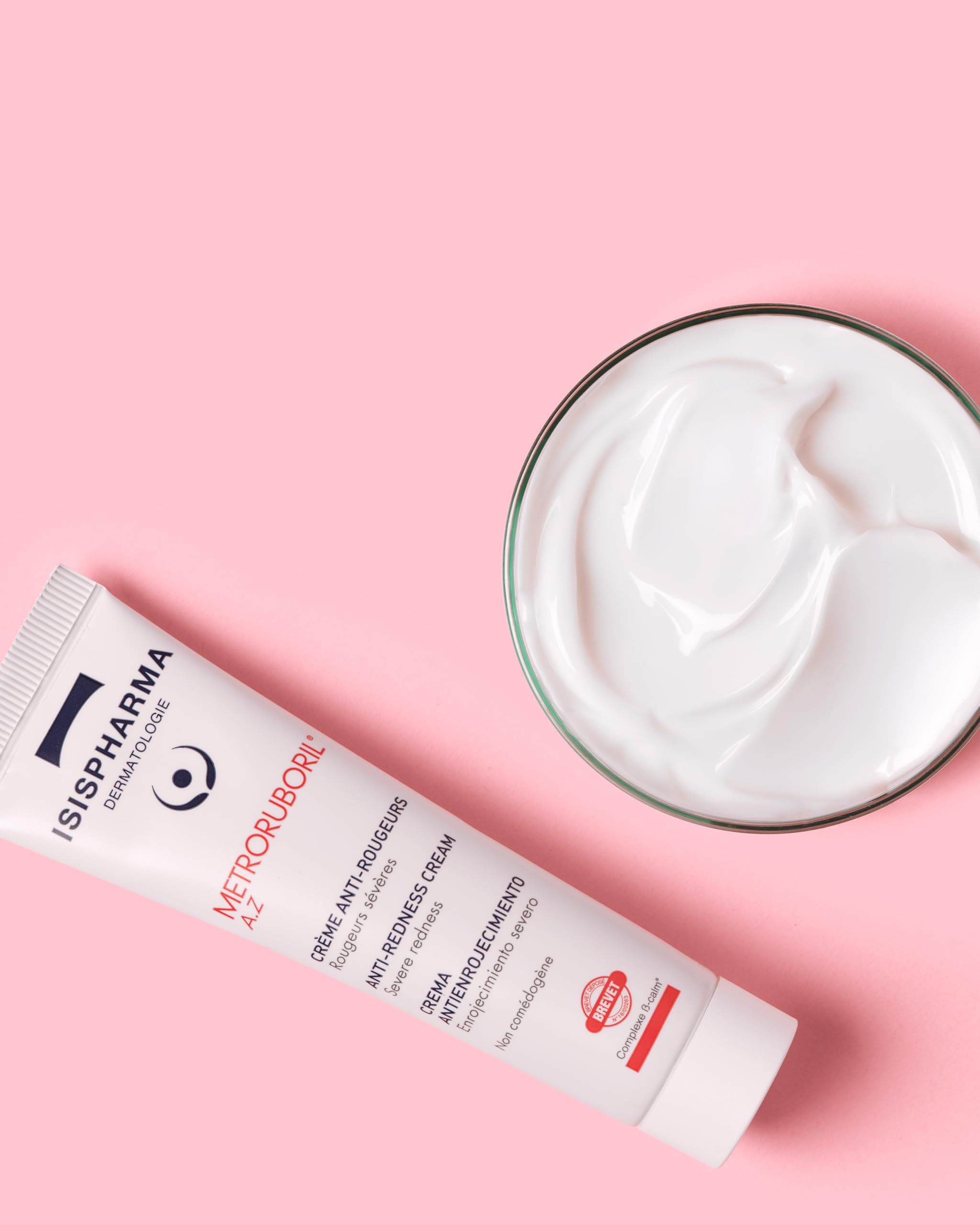 Acide azélaïque 15% dans IsisPharma pour uniformiser le teint.