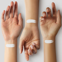 Idéal pour cosplay et Halloween, offrant une teinte blanche polyvalente.
