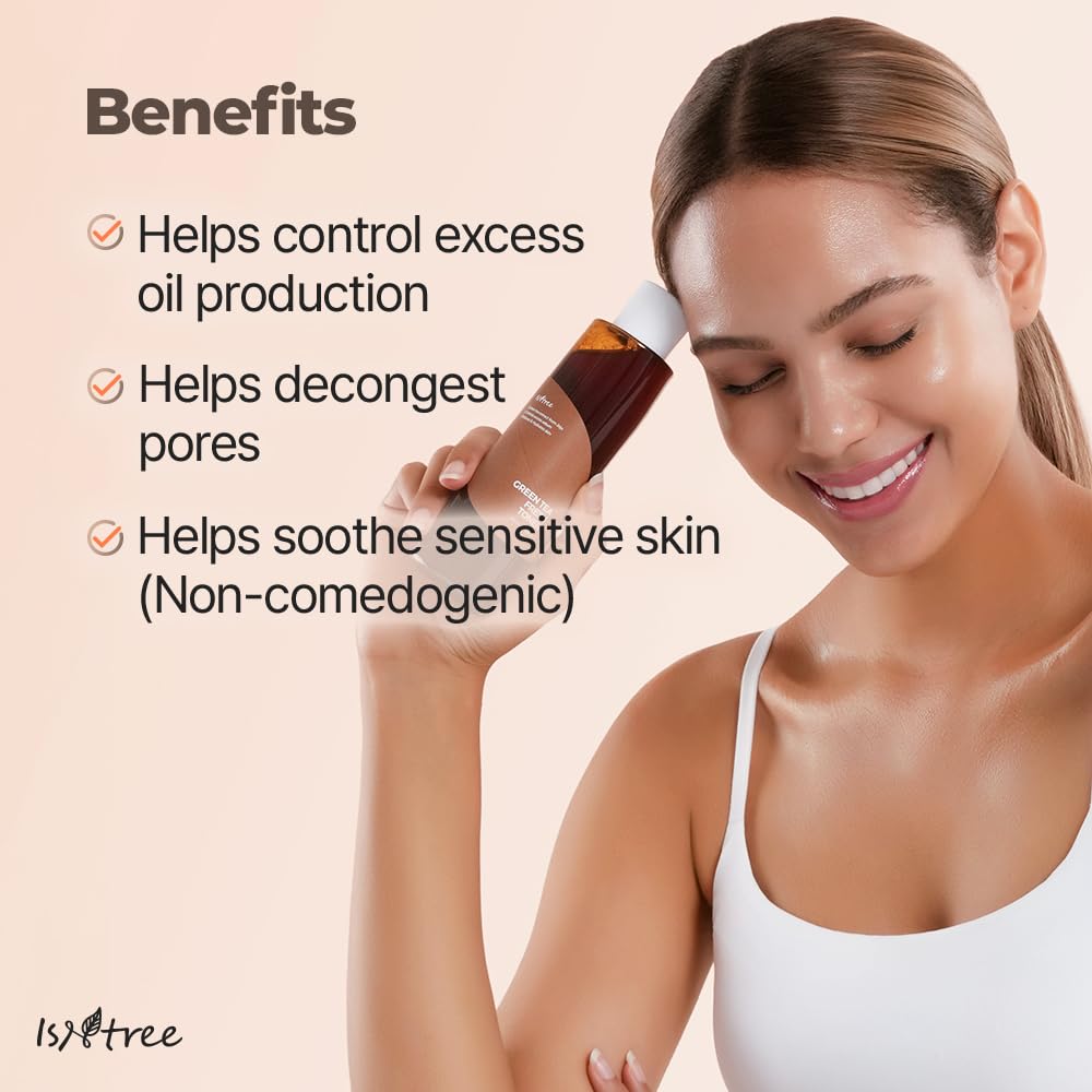 IsNtree Toner Frais au Thé Vert Texture Eau, sensation légère et non collante.