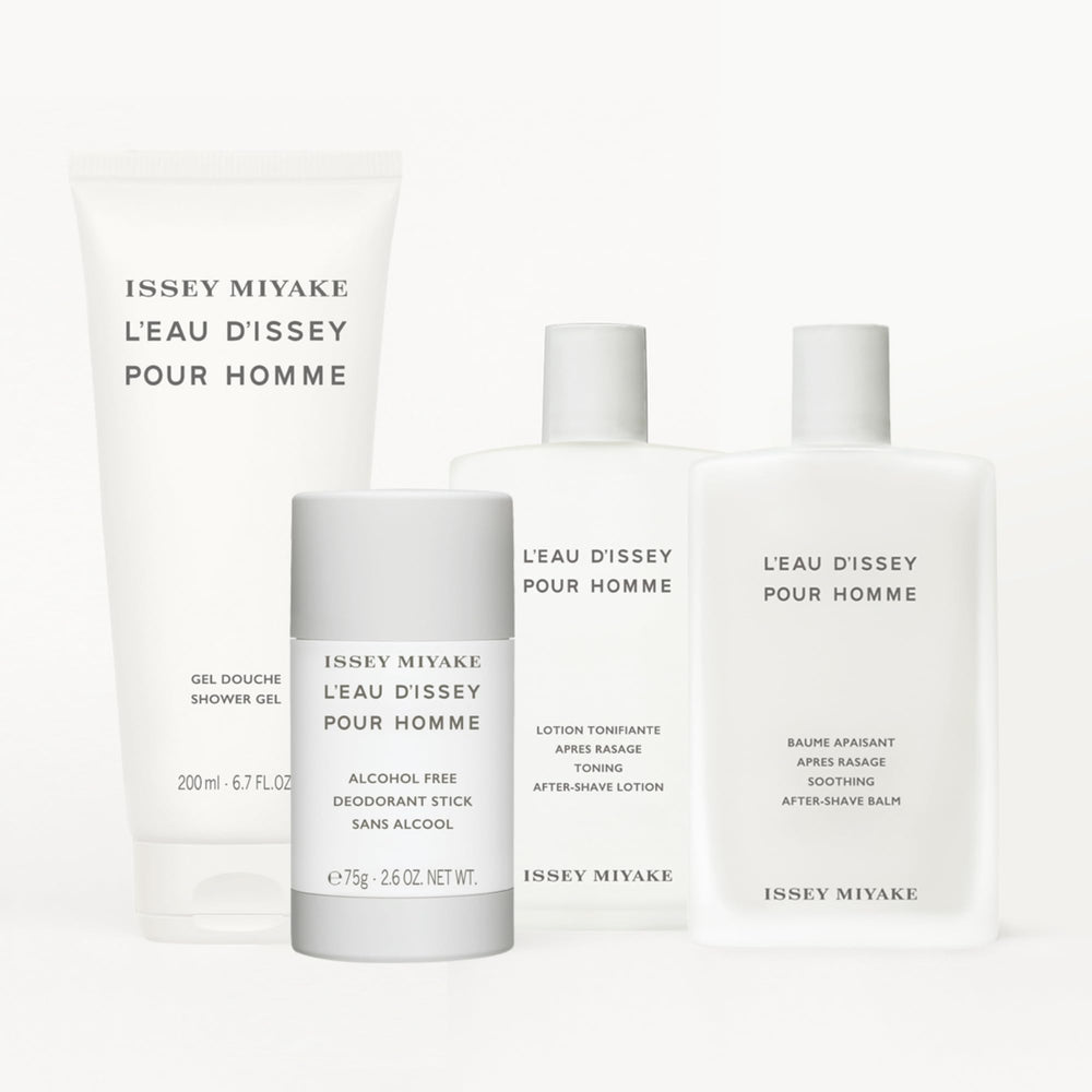 Issey Miyake L'Eau d'Issey Pour Homme, notes santal boisées pour chaleur et caractère.