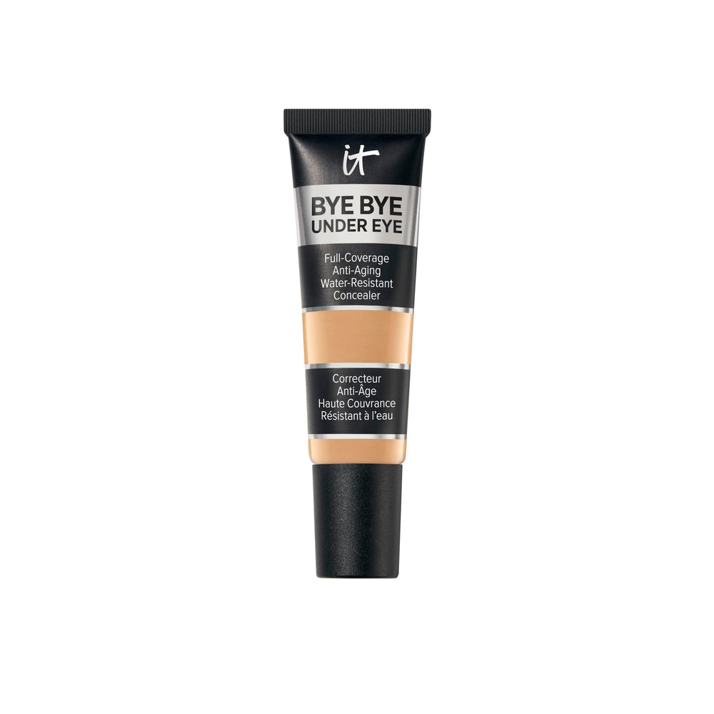 IT Cosmetics anti-cernes avec embout précis pour une application ciblée et naturelle.