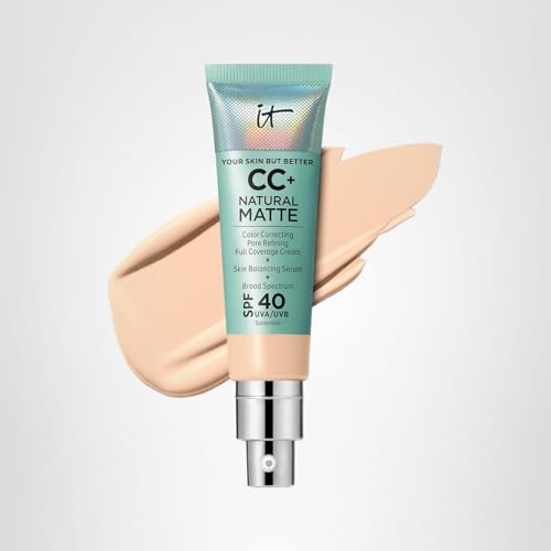 Routine beauté rapide avec IT Cosmetics CC+ Crème Matte Naturelle Fair