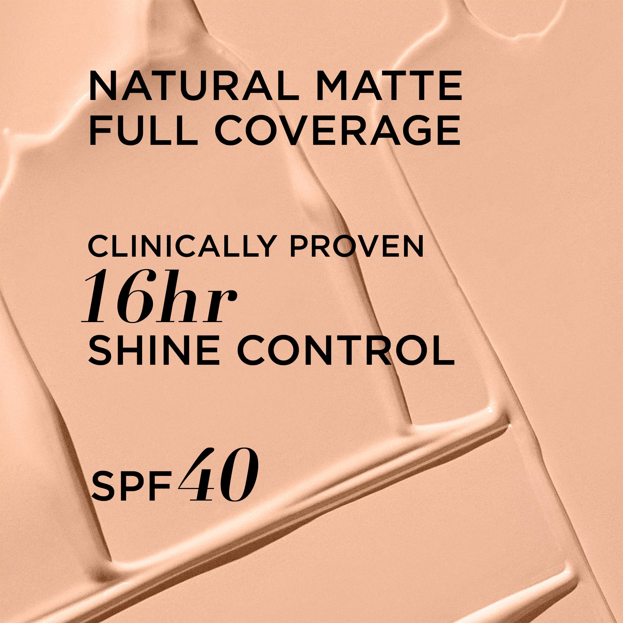 IT Cosmetics CC+ Natural Matte – Application simple et uniforme grâce à la pompe.