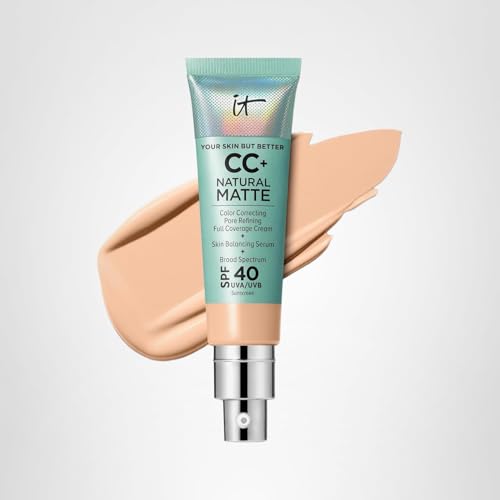 IT Cosmetics CC+ Natural Matte – Finition naturelle sans effet blanc sur la peau.