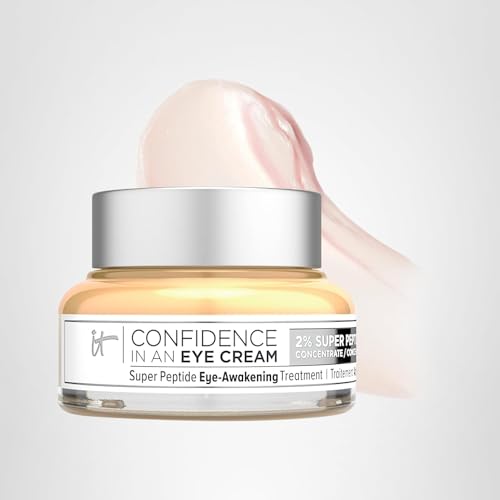It Cosmetics Confidence dans la crème contour des yeux – plan rapproché sur l’aspect lumineux du regard.