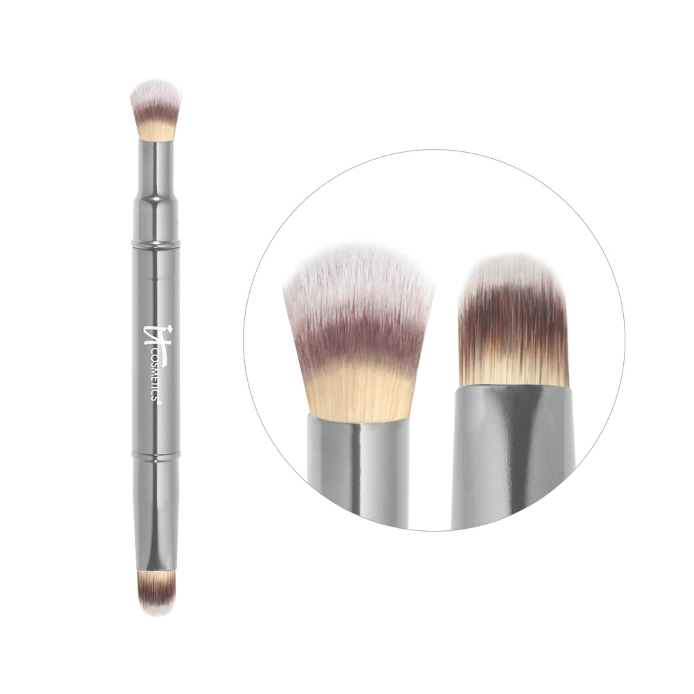 It Cosmetics Heavenly Luxe Dual Airbrush Concealer Brush #2 manche léger et capot pratique.