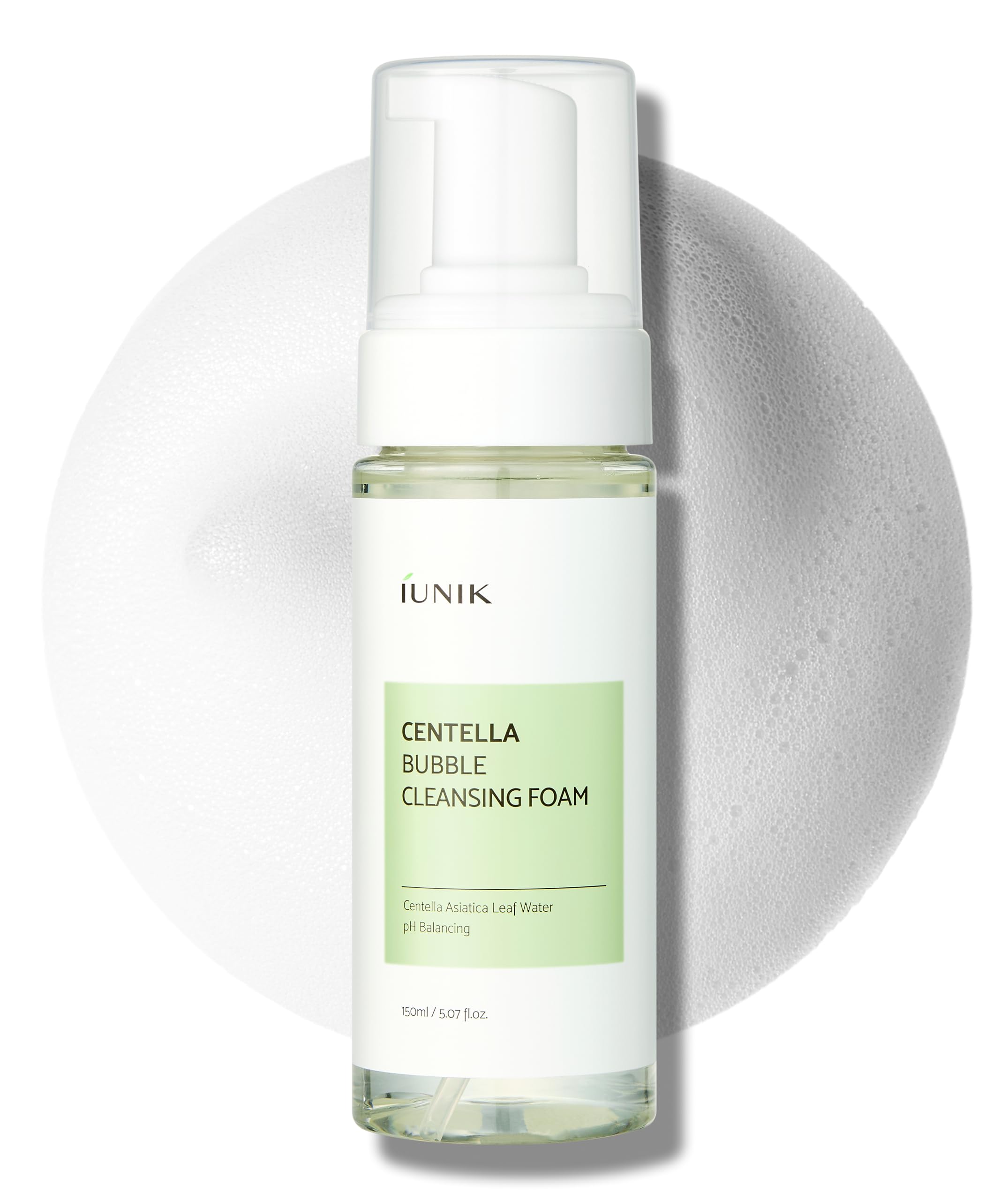 IUNIK Centella Bubble bouteille – nettoyage en douceur pour une peau hydratée après utilisation.