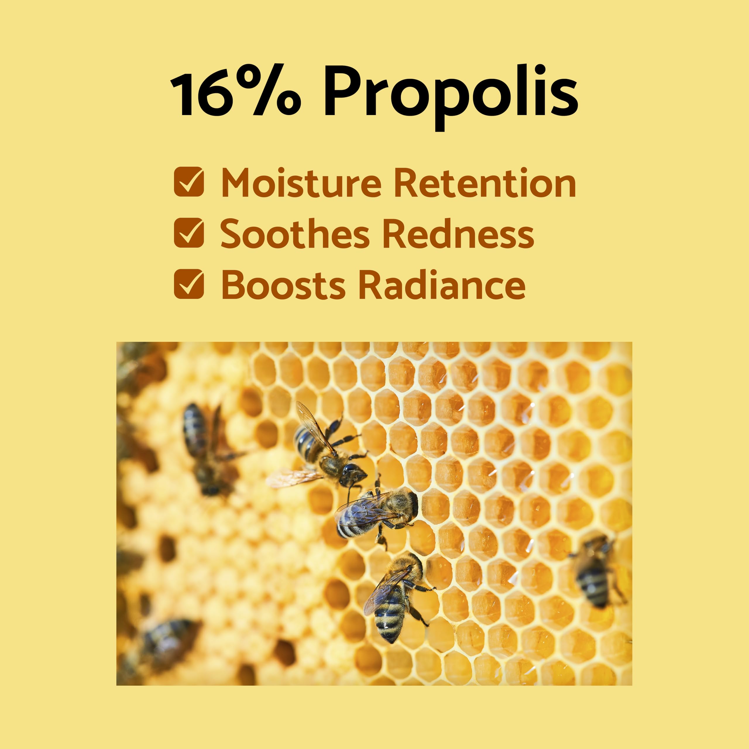 Application nocturne IUNIK Propolis Vitamin Glow – peau lumineuse au réveil.