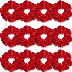 IVARYSS scrunchie velours rouge pour un look chic et confortable.