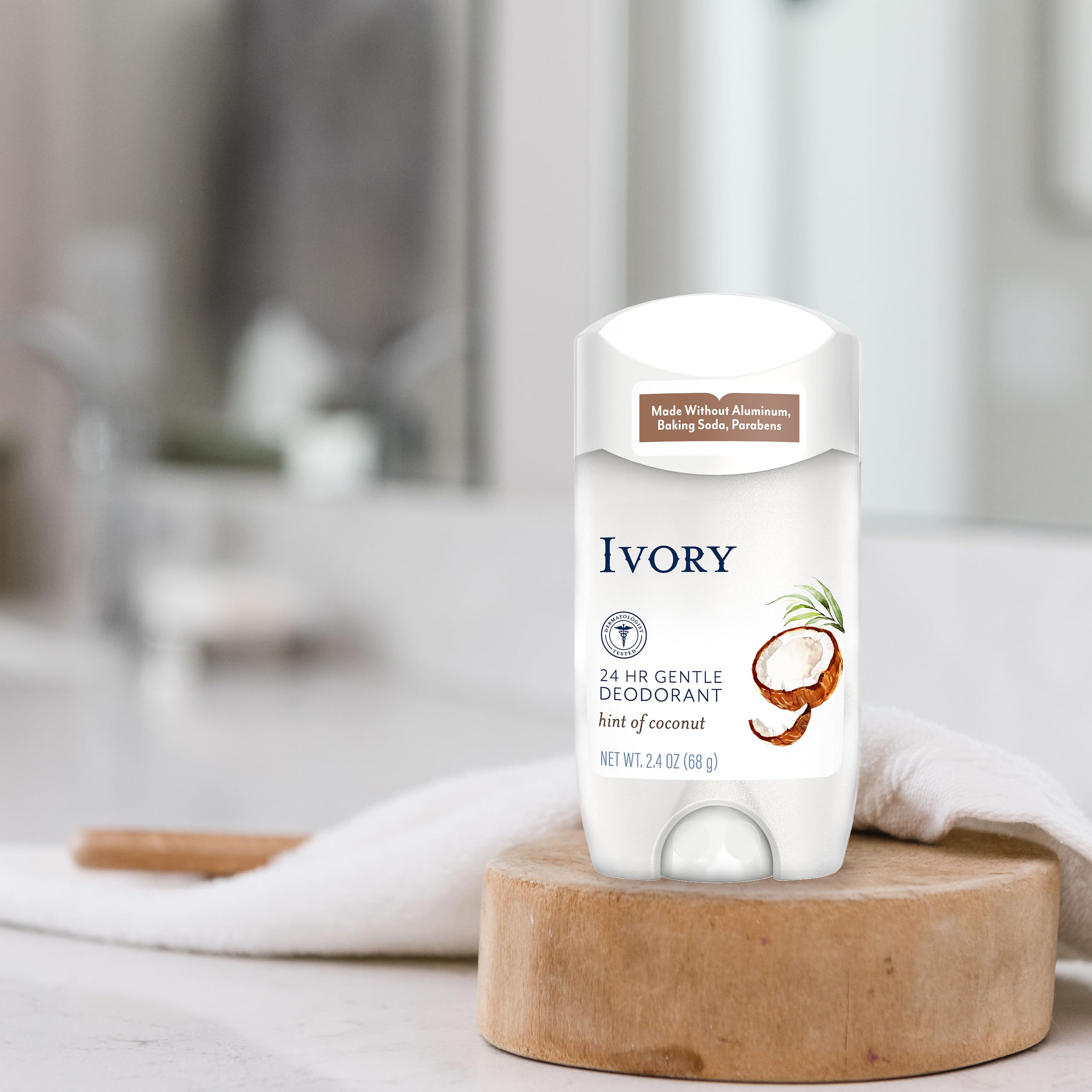 Ivory déodorant sans aluminium, application douce grâce à une texture lisse.