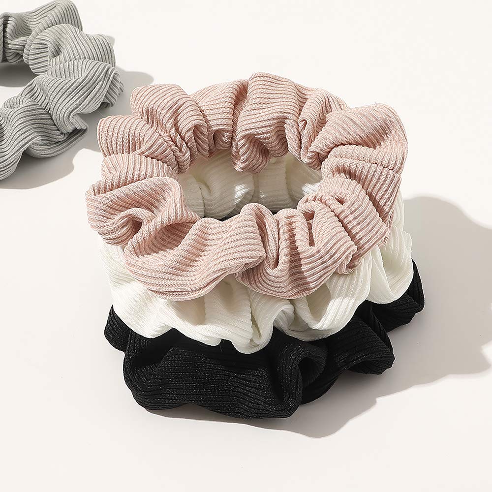 Ivyu Scrunchies portés au poignet, pratique lors de déplacements.