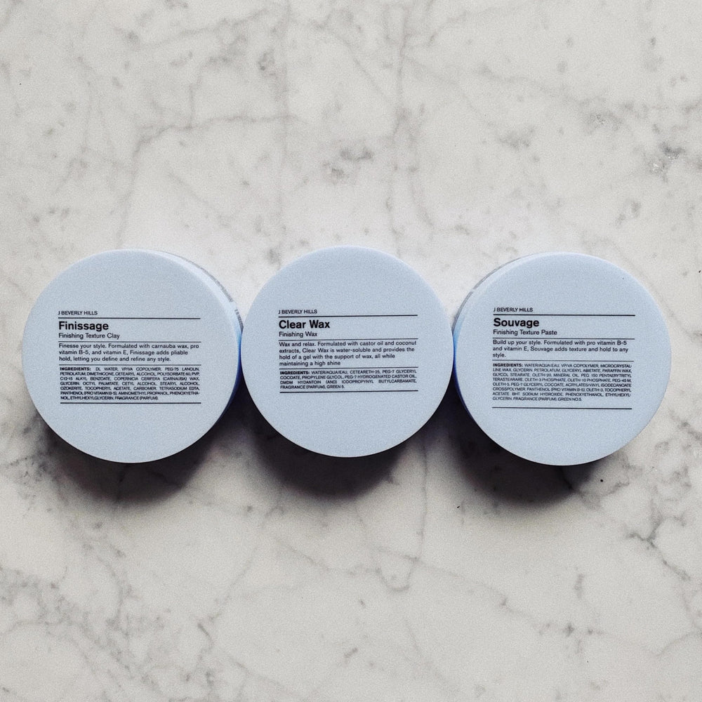 Convient à tous types de cheveux avec J Beverly Hills Wax Clear.