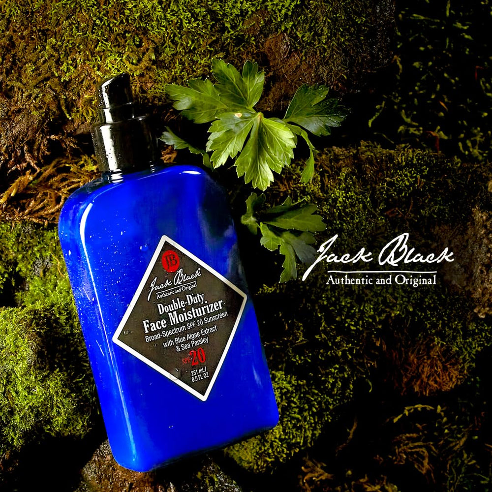 Phospholipides dans Jack Black Double-Duty qui retiennent l’humidité et renforcent la barrière.