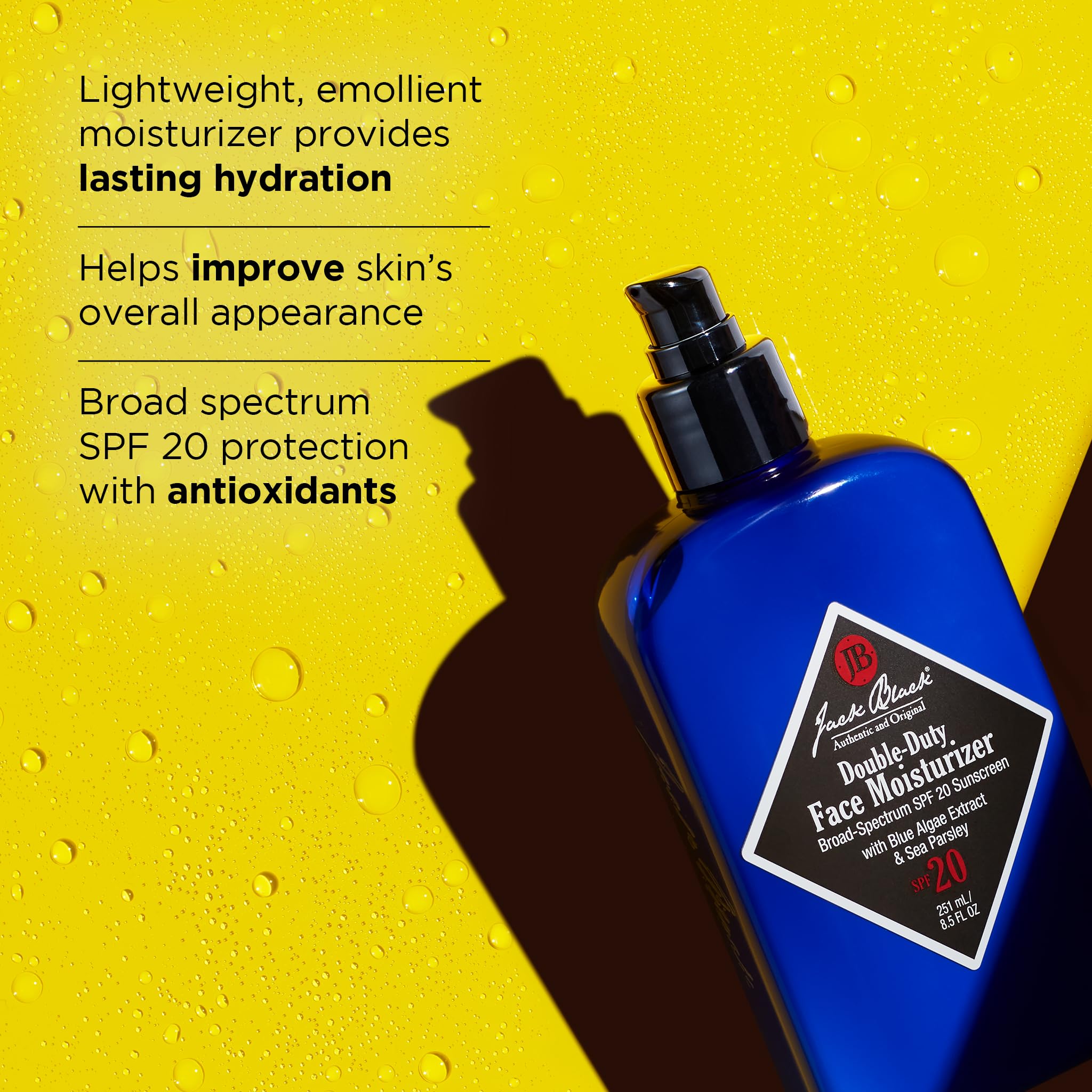 Texture crème légère de Jack Black Double-Duty prête à être absorbée rapidement.