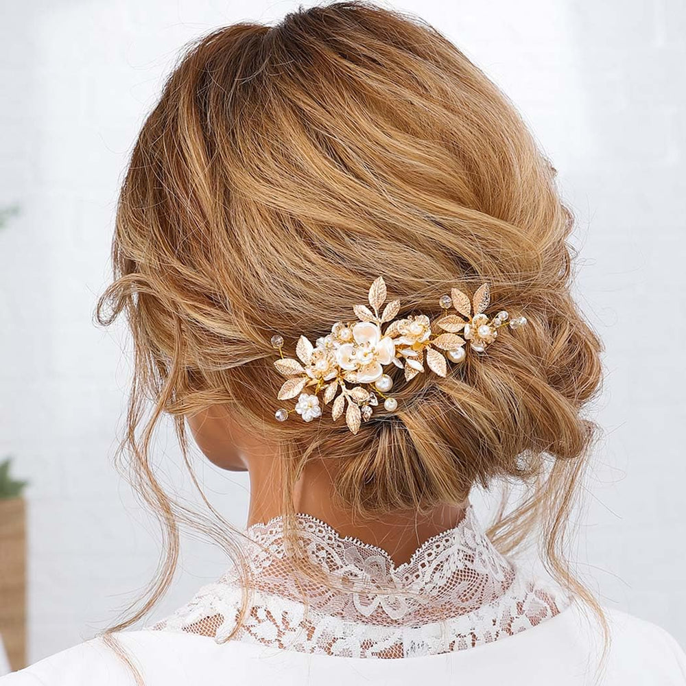 Broche cheveux JAKAWIN or feuilles perles, brillance subtile pour une coiffure raffinée.