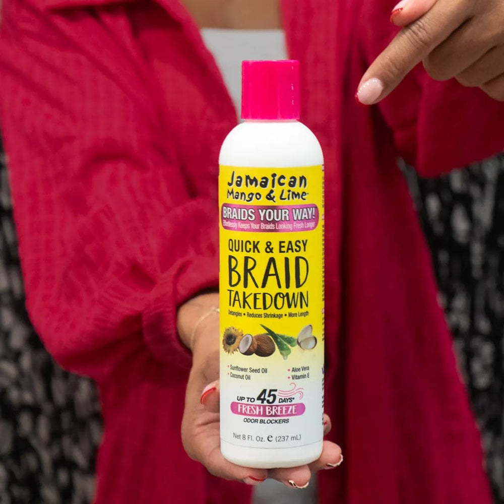 Jamaican Mango & Lime lotion nettoie les résidus après le démêlage des tresses.
