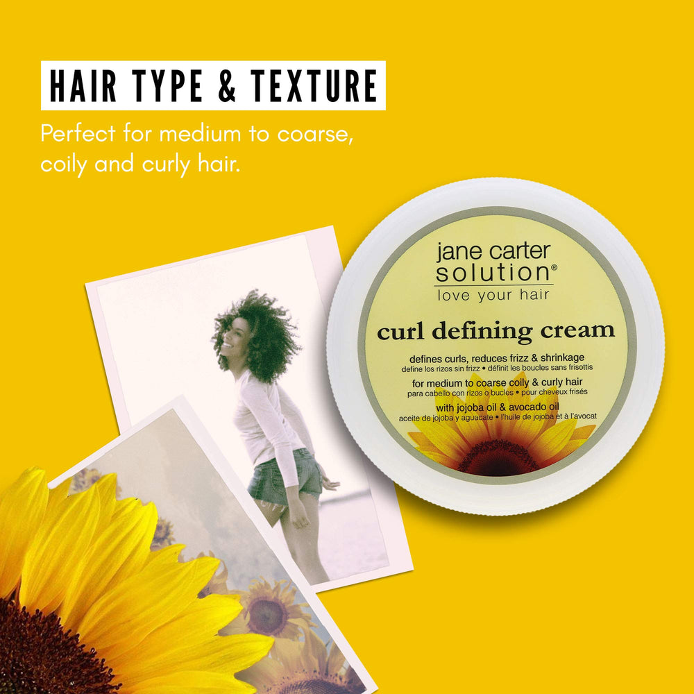Application sur cheveux très mouillés pour définir les boucles sans résidu.