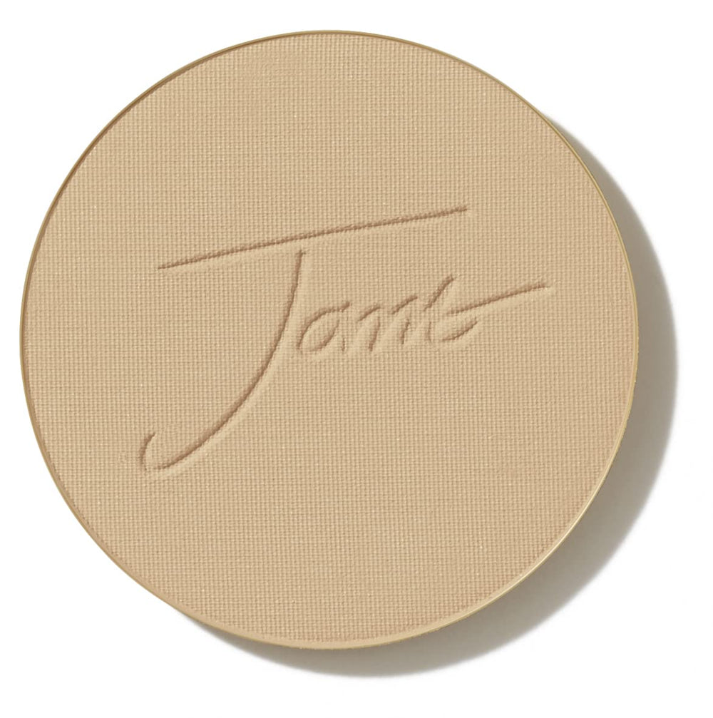 Jane Iredale Purepressed Base Minérale – emballage refill pratique et durable.
