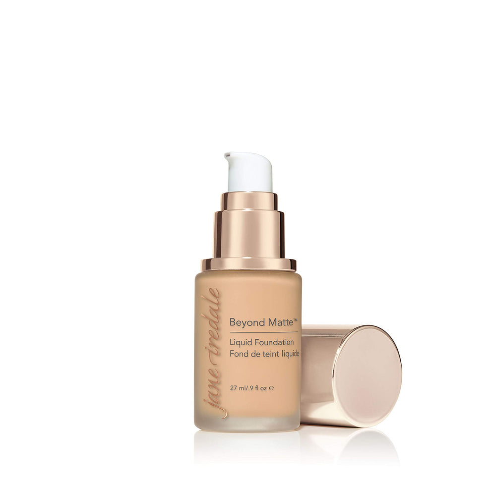 Jane Iredale Beyond Matte: échantillon de teinte pour intégration naturelle.