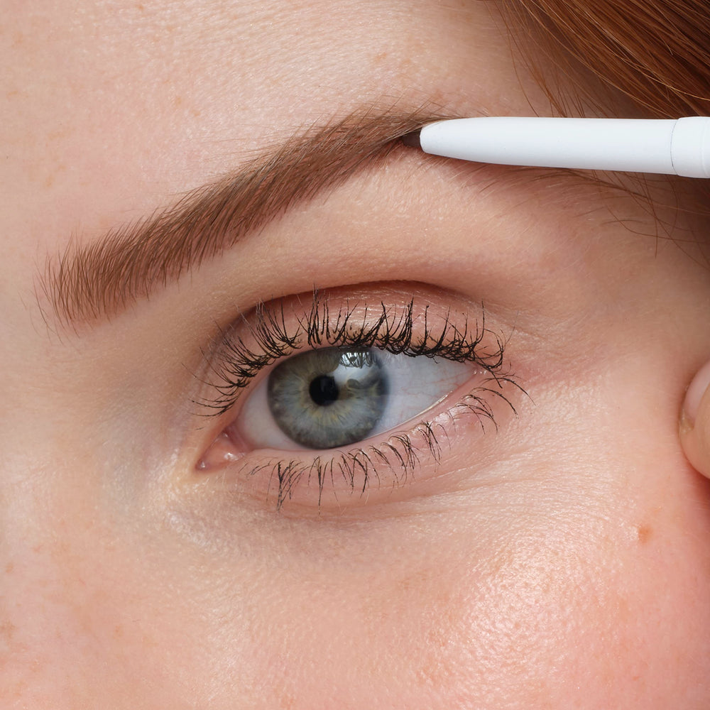 PureBrow de jane iredale: application rapide et précise au quotidien.