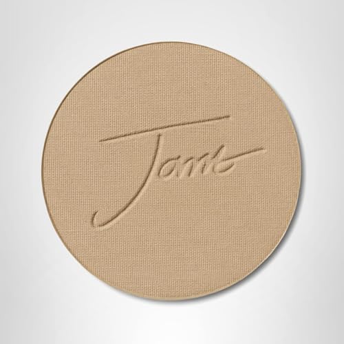Jane Iredale PurePressed Base Refill Latte convient à toutes carnations et offre fini durable.
