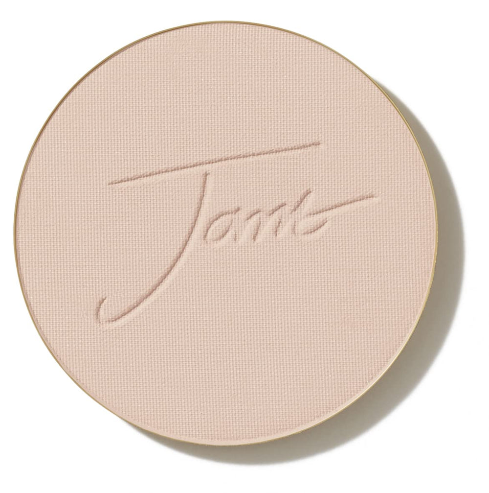 Jane Iredale PurePressed Base Refill teinte beige clair sur peau naturelle