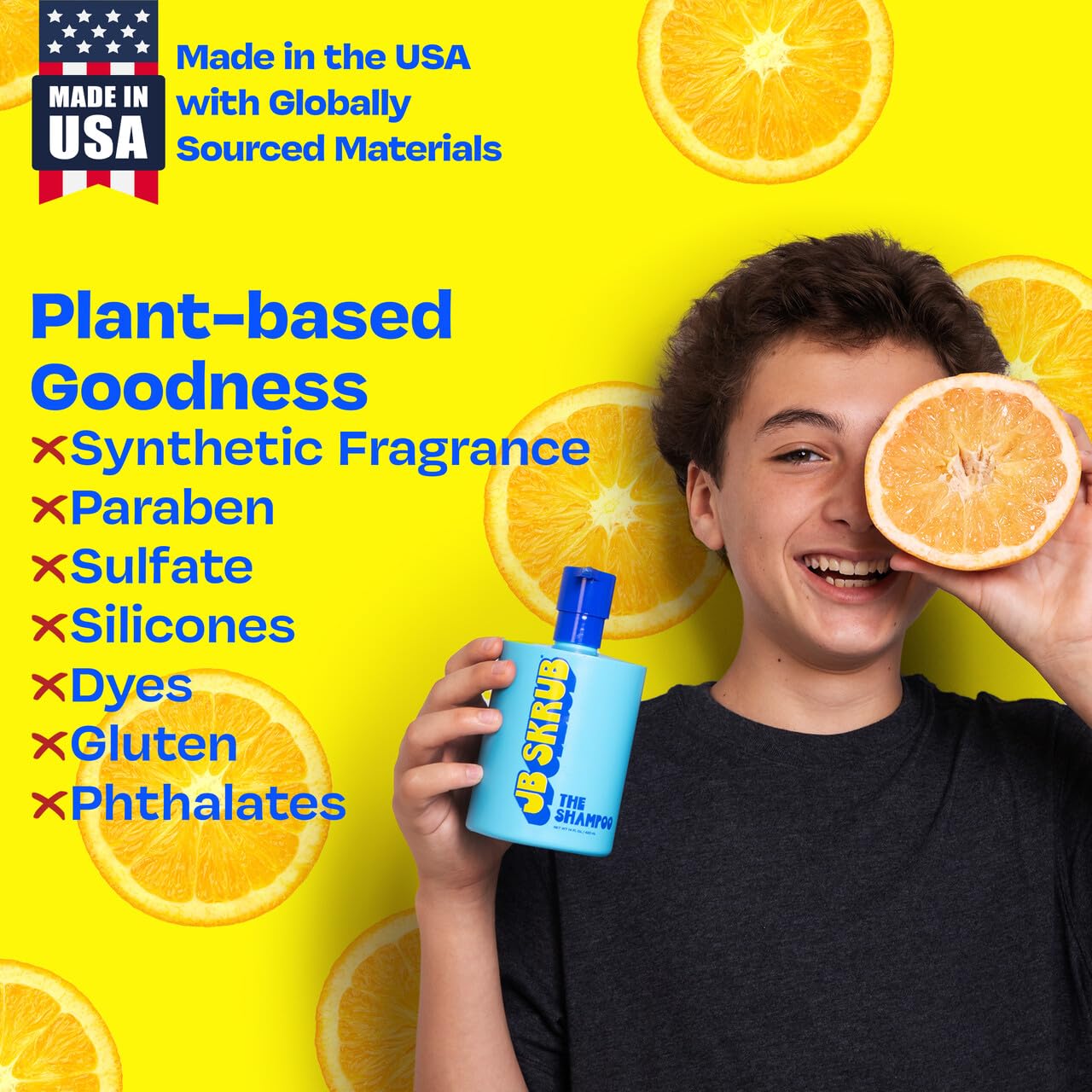 Enfant utilisant le shampooing JB SKRUB pour une routine quotidienne.