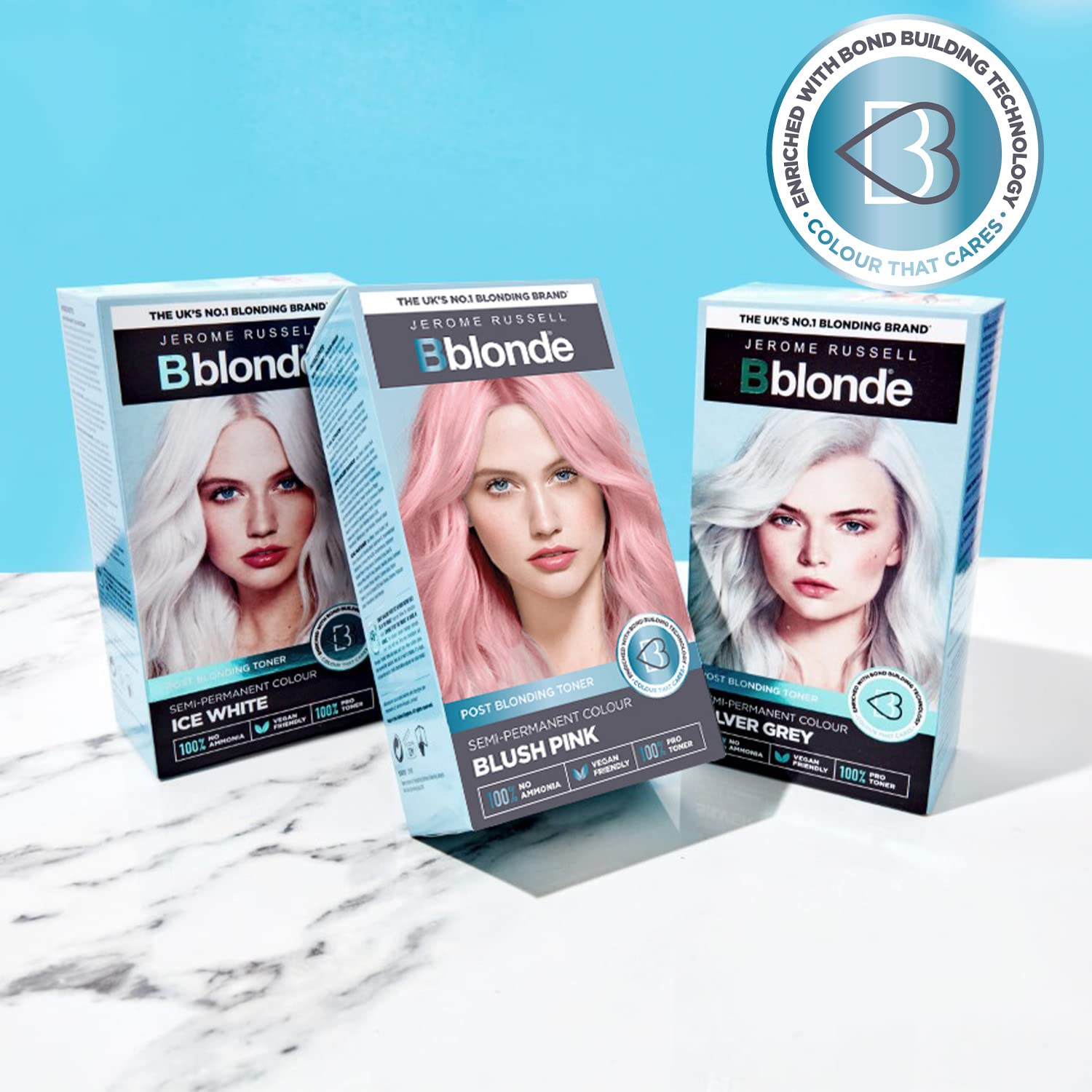 Jerome Russell Bblonde gants protecteurs utilisent une application propre et précise.