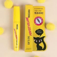 Jigott Mascara application en racine pour un volume dès le bas.