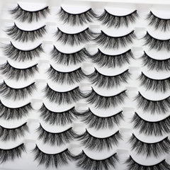 Bande fine et flexible des cils JIMIRE pour un port confortable.
