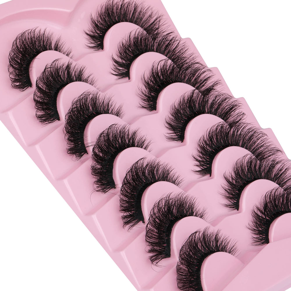 Cils JIMIRE forme cat-eye 17 mm, look quotidien équilibré