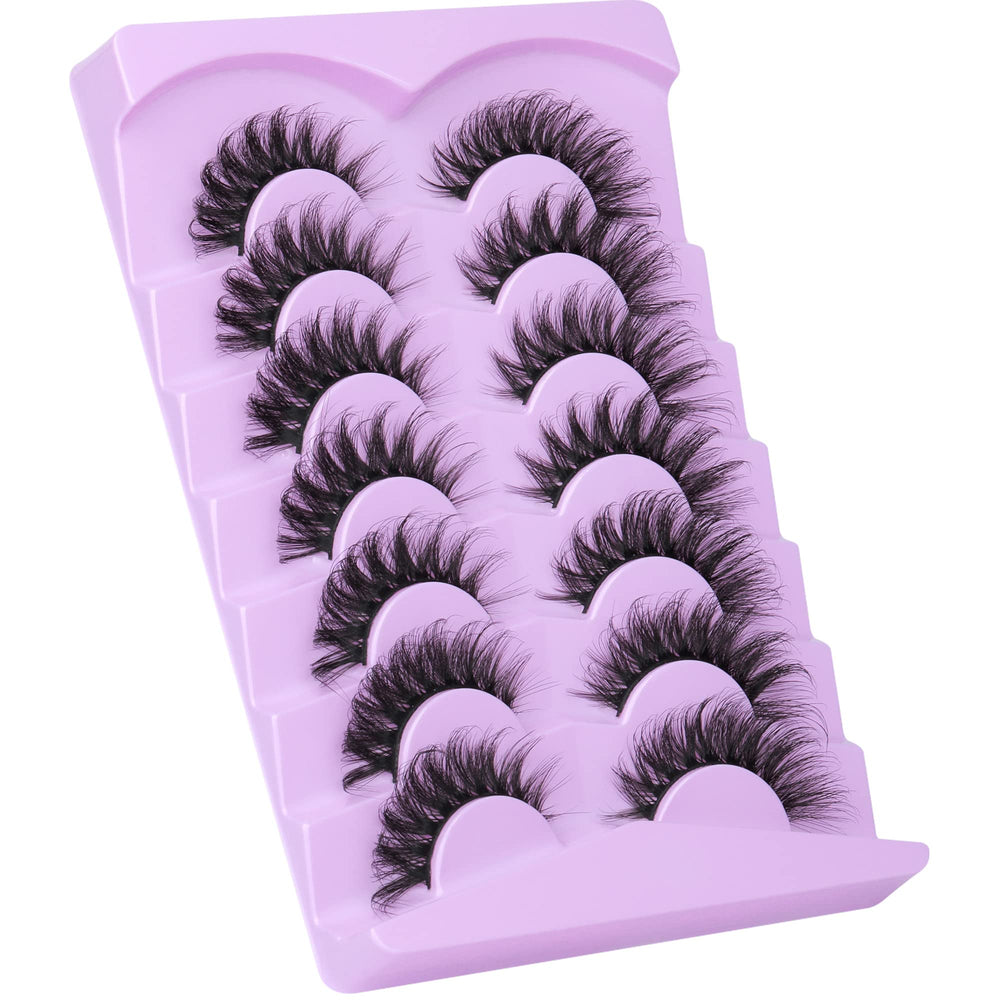 Cils JIMIRE vison 17mm délicats et faciles à plier pour un port confortable.