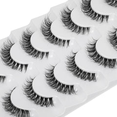 Cils JIMIRE Demi-Wispies avec bande transparente pour un rendu naturel durable.