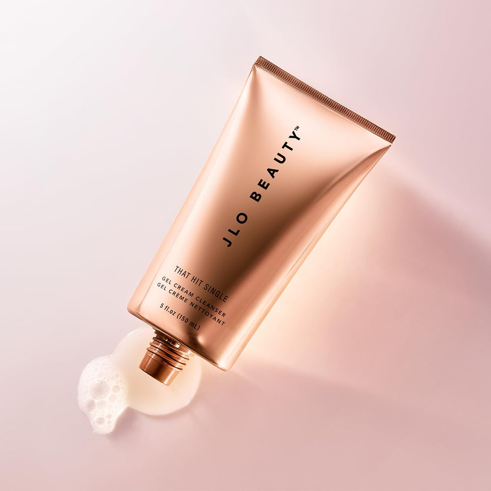 Utilisation matin et soir du nettoyant JLO BEAUTY pour tous les types de peau