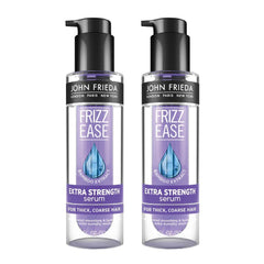 Cheveux lisses et brillants après l’usage du sérum Frizz-Ease de John Frieda sans lourdeur.