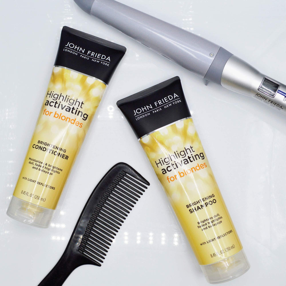 Ingrédients huile d’avocat dans John Frieda Sheer Blonde pour douceur.
