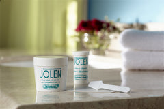 Jolen Blanchisseur Corps Visage 125 ml éclaircit poils sur le visage et le corps.