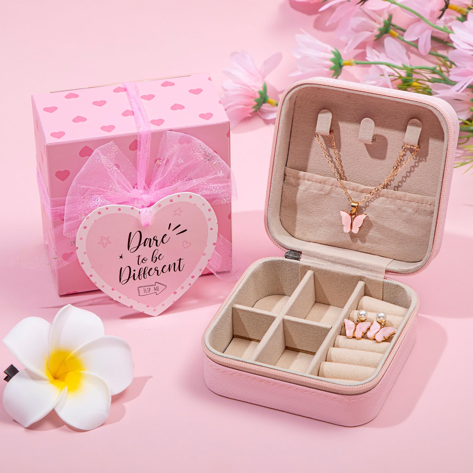 Joyliss boucles d’oreilles, détail chic pour briller en soirée.