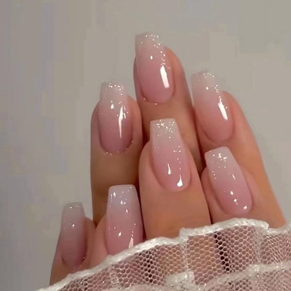 Jsiallye: ensemble de 6 looks d’ongles pour varier le look.