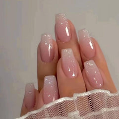 Jsiallye: ensemble de 6 looks d’ongles pour varier le look.