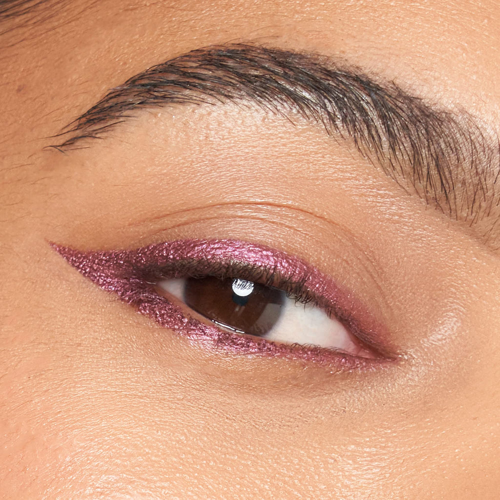Crayon gel Julep fig-shimmer, anti-transfert pour une tenue longue durée.