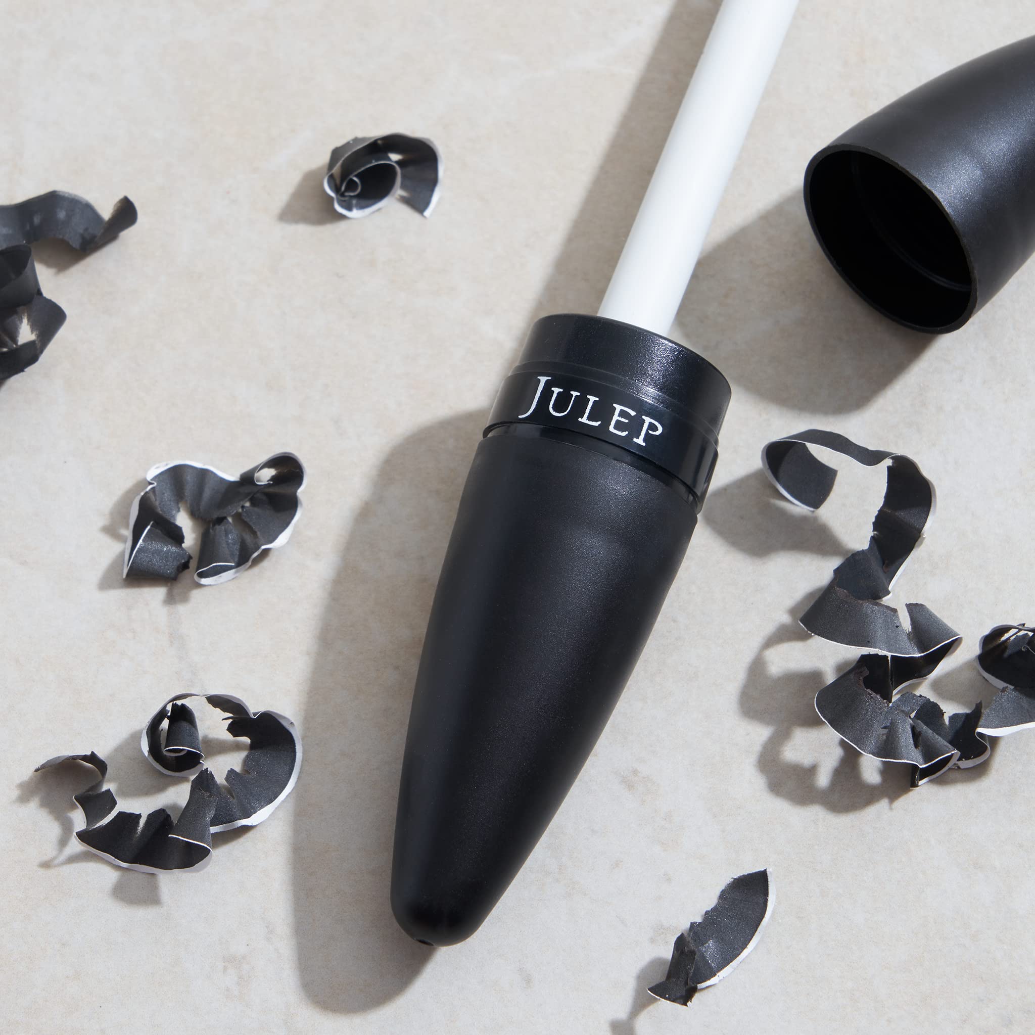 Taille-crayon universel Julep compatibilité bois et plastique.