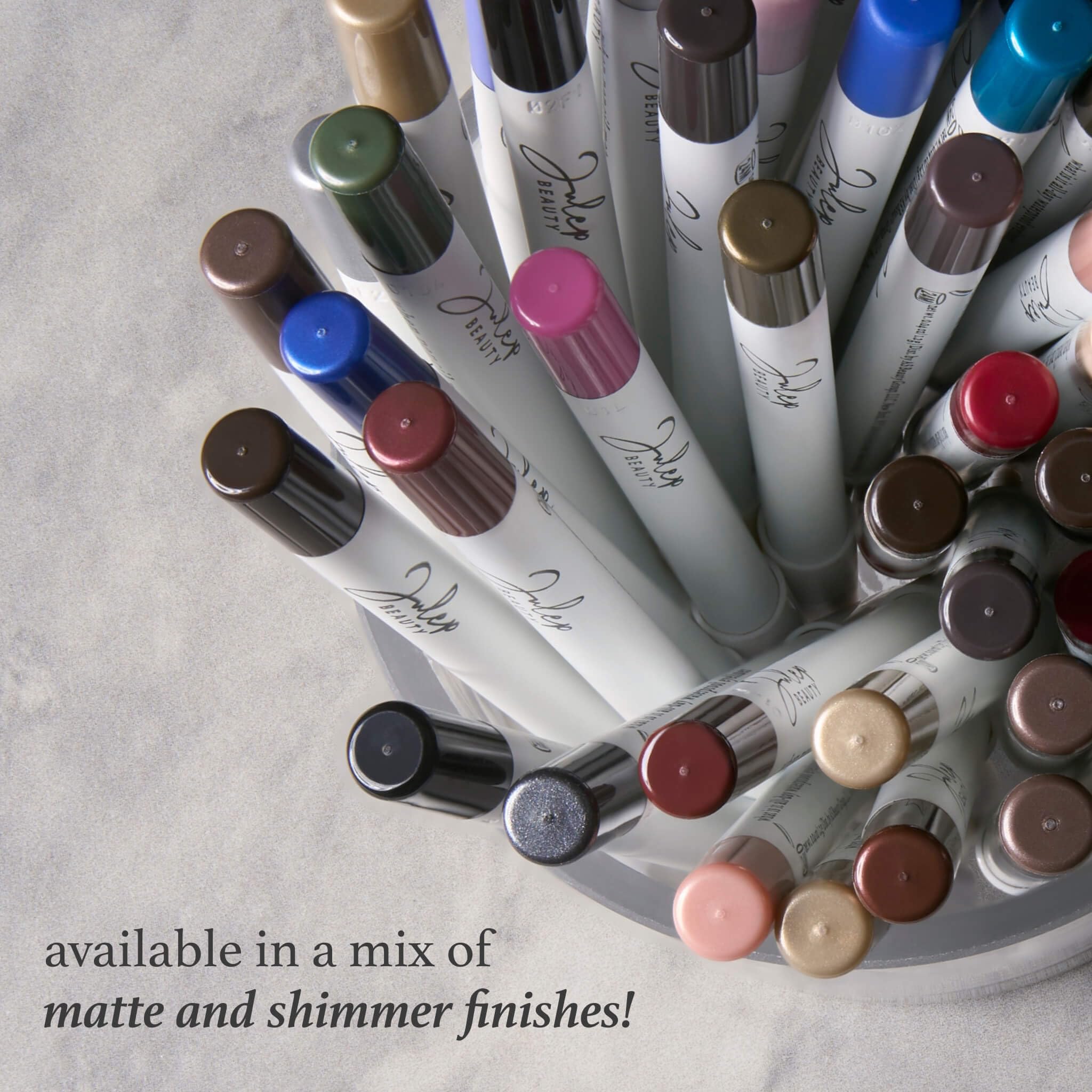 Julep When Pencil Met Gel Seaglass Green Matte – formulation résistante à l'eau pour durer.