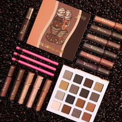Juvia's Place Coffee Shop Luxe Lip Liner Nude: fini naturel et précision.