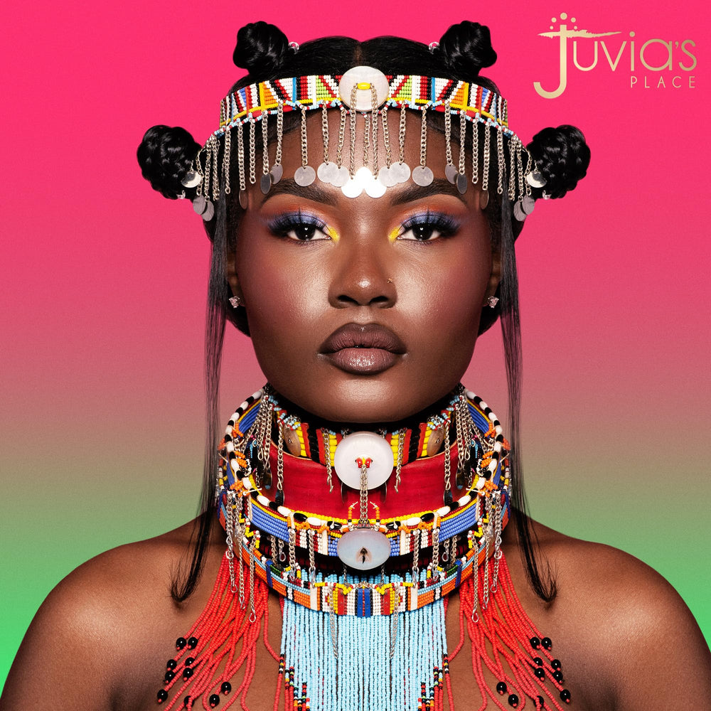Juvia's Place Culture 2: palette ouverte avec miroir pratique
