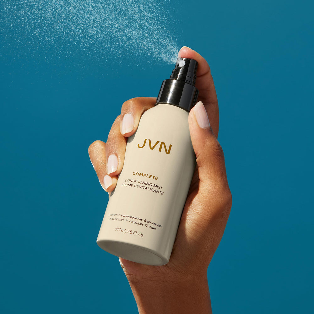 JVN Format voyage 2oz pratique et léger pour les déplacements.