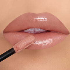 K7L brillant à lèvres rose pâle – bouteille, brillance légère et effet frais.
