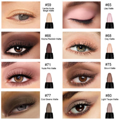 Kaely crayon yeux mat pour application fluide et précise.
