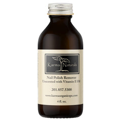 Démaquillant Karma Organic sans parfum, flacon élégant pour retirer le vernis en douceur.